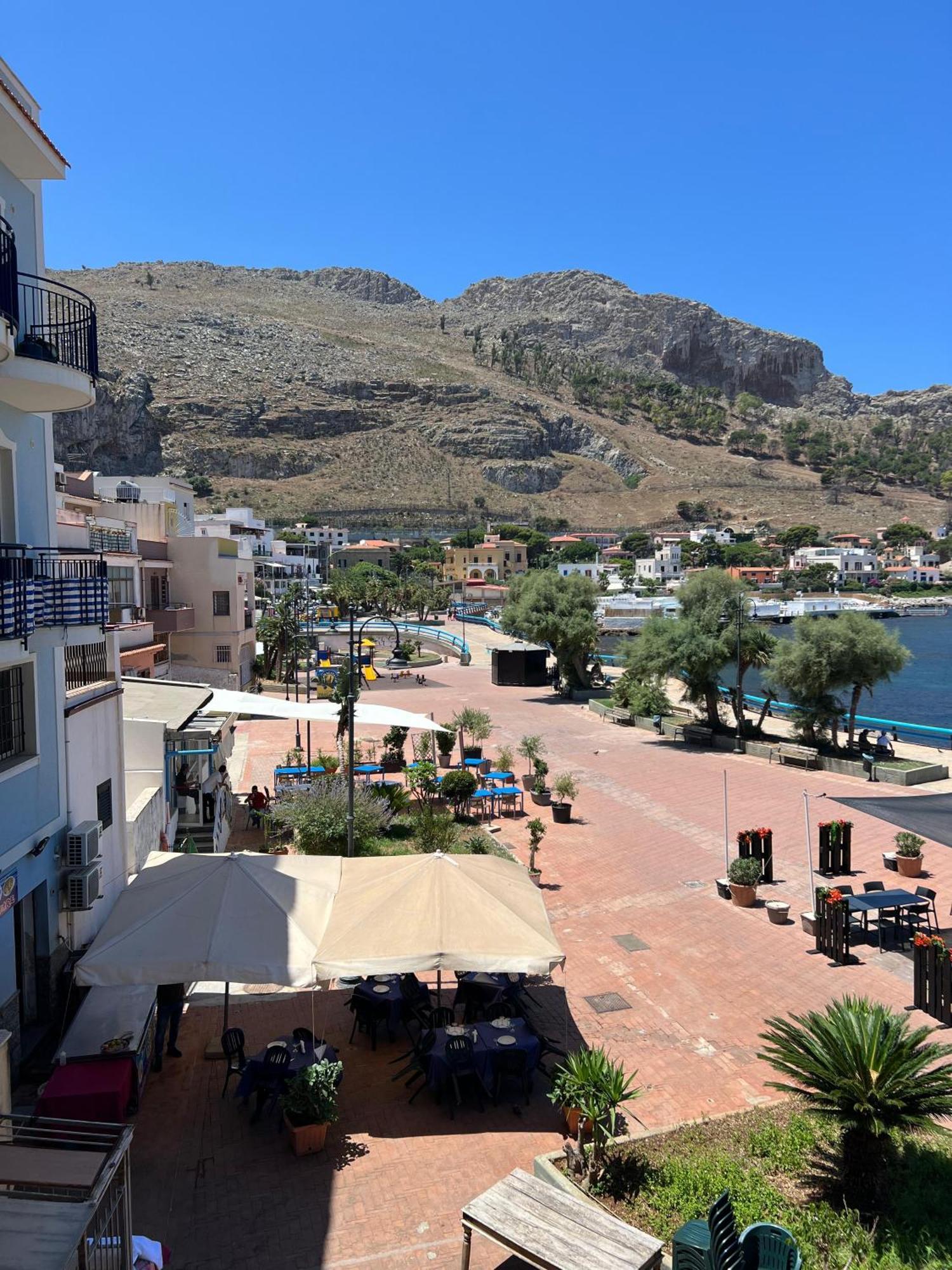 La Piazzetta A Mare Holiday House Sferracavallo Ngoại thất bức ảnh