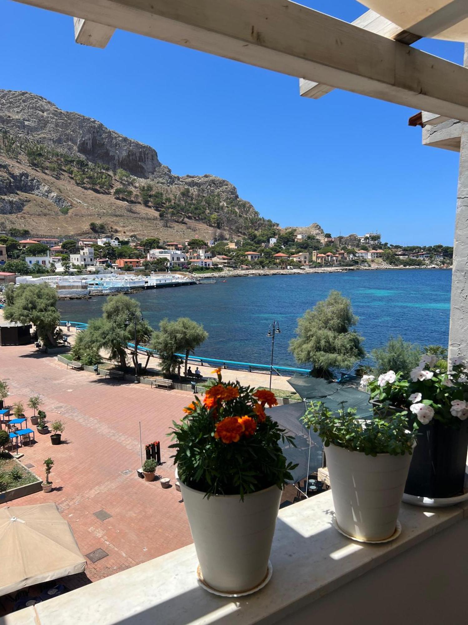 La Piazzetta A Mare Holiday House Sferracavallo Ngoại thất bức ảnh
